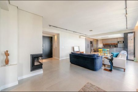 Apartamento à venda com 3 quartos, 153m² em Boa Vista, Porto Alegre