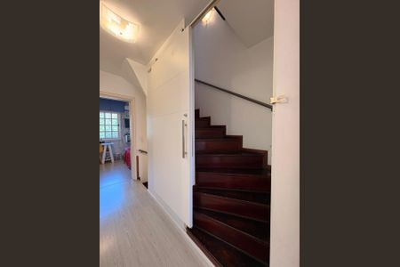 Casa à venda com 3 quartos, 110m² em Jardim Itu, Porto Alegre