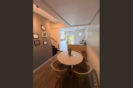 Casa à venda com 3 quartos, 110m² em Jardim Itu, Porto Alegre