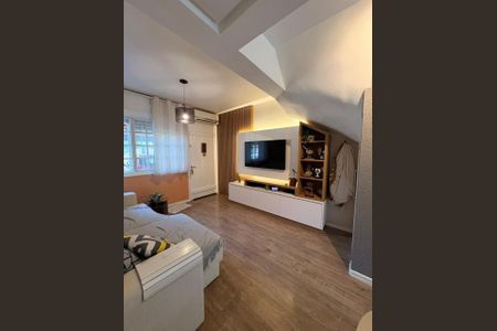 Casa à venda com 3 quartos, 110m² em Jardim Itu, Porto Alegre