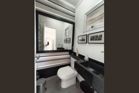 Casa à venda com 209m², 3 quartos e 2 vagas
