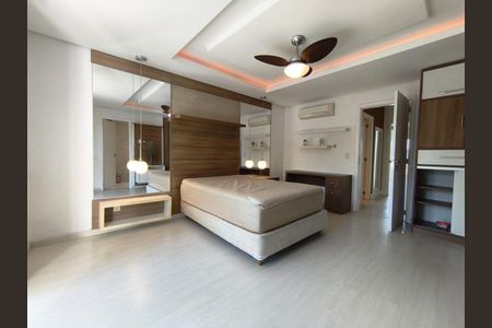 Casa à venda com 209m², 3 quartos e 2 vagas