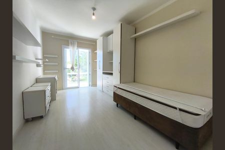 Casa à venda com 209m², 3 quartos e 2 vagas