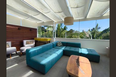 Casa à venda com 209m², 3 quartos e 2 vagas
