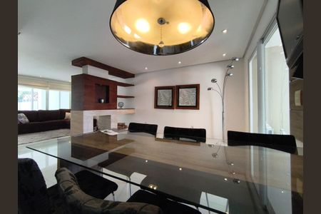 Casa à venda com 209m², 3 quartos e 2 vagas