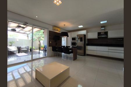 Casa à venda com 209m², 3 quartos e 2 vagas