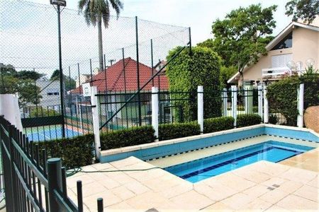 Casa de condomínio à venda com 208m², 3 quartos e 2 vagas