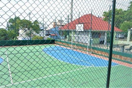 Casa de condomínio à venda com 208m², 3 quartos e 2 vagas