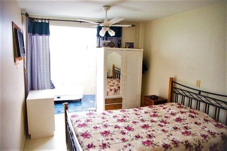 Casa de condomínio à venda com 208m², 3 quartos e 2 vagas