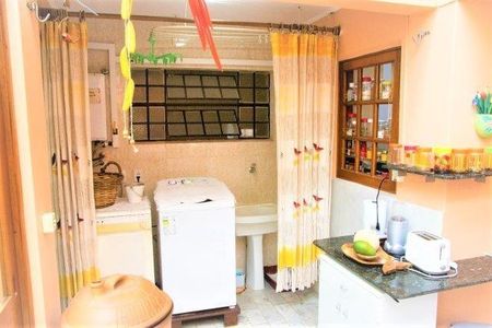 Casa de Condomínio à venda com 3 quartos, 208m² em Vila Conceição, Porto Alegre