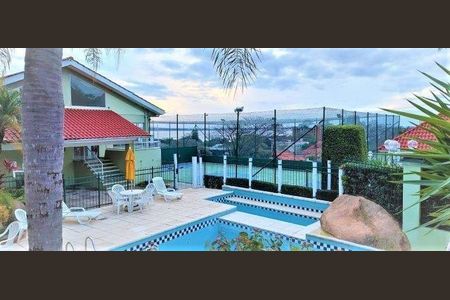 Casa de condomínio à venda com 208m², 3 quartos e 2 vagas