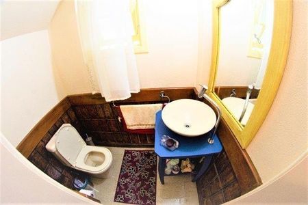 Casa de condomínio à venda com 208m², 3 quartos e 2 vagas