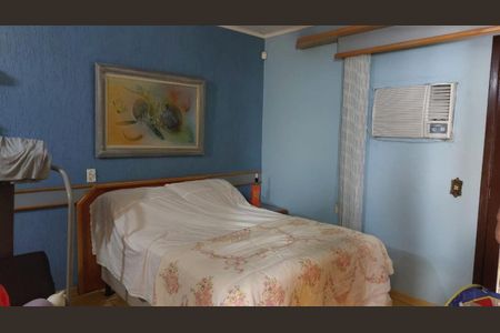 Casa à venda com 4 quartos, 174m² em Floresta, Porto Alegre