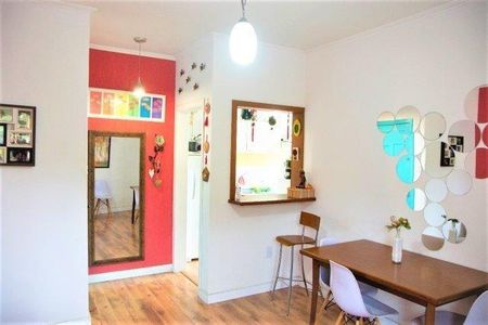 Apartamento à venda com 2 quartos, 68m² em Azenha, Porto Alegre