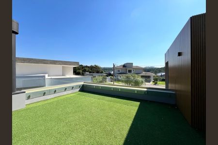 Casa de Condomínio à venda com 4 quartos, 350m² em Vila Nova, Porto Alegre
