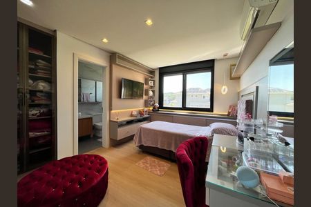 Casa de Condomínio à venda com 4 quartos, 350m² em Vila Nova, Porto Alegre