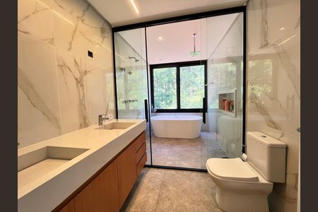 Casa de Condomínio à venda com 4 quartos, 350m² em Vila Nova, Porto Alegre