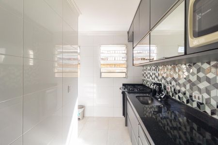 Cozinha e Área de Serviço de apartamento para alugar com 2 quartos, 50m² em Parque Jose Alexandre, Carapicuíba