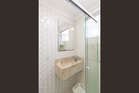 Banheiro de apartamento para alugar com 2 quartos, 50m² em Parque Jose Alexandre, Carapicuíba