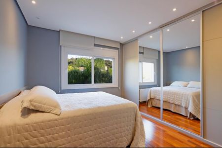 Casa de Condomínio à venda com 3 quartos, 422m² em Pedra Redonda, Porto Alegre
