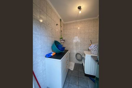Área de serviço de casa à venda com 3 quartos, 194m² em Parque Gerassi, Santo André