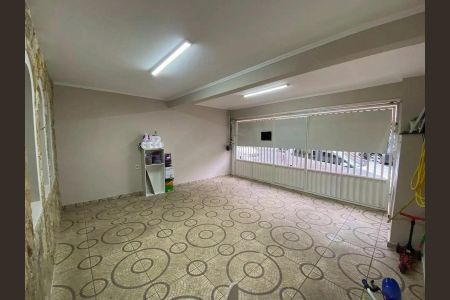 Garagem de casa à venda com 3 quartos, 194m² em Parque Gerassi, Santo André