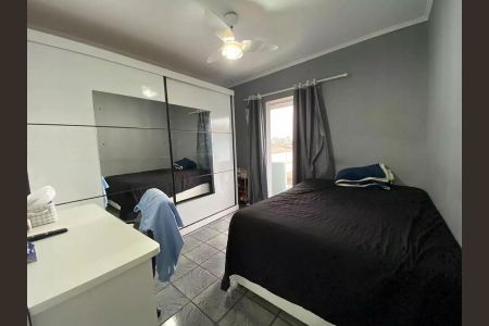 Quarto de casa à venda com 3 quartos, 194m² em Parque Gerassi, Santo André