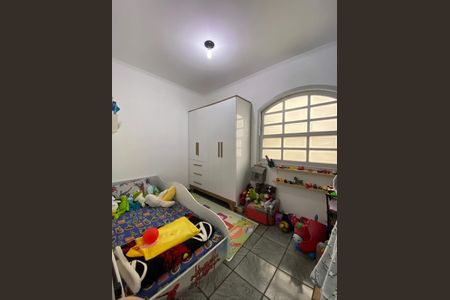 Quarto de casa à venda com 3 quartos, 194m² em Parque Gerassi, Santo André