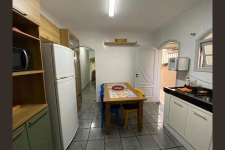 Cozinha de casa à venda com 3 quartos, 194m² em Parque Gerassi, Santo André