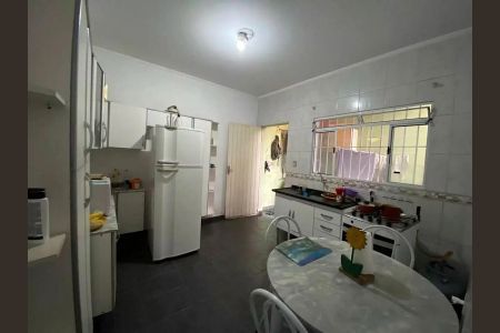 Cozinha de casa à venda com 3 quartos, 194m² em Parque Gerassi, Santo André