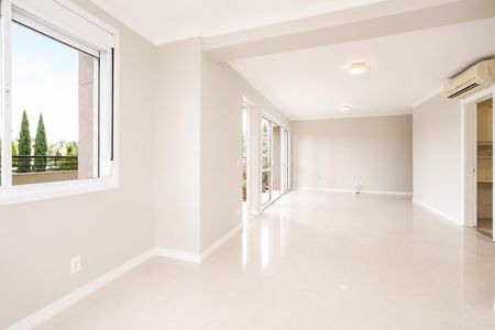 Sala de apartamento para alugar com 2 quartos, 145m² em Jardim Europa, Porto Alegre