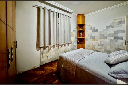 Casa à venda com 3 quartos, 268m² em Carlos Prates, Belo Horizonte