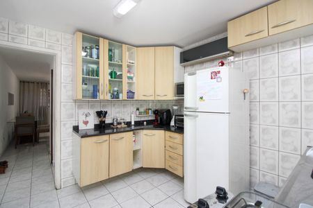 Casa à venda com 76m², 2 quartos e 2 vagas Casa à venda com 76m², 2 quartos e 2 vagasCozinha