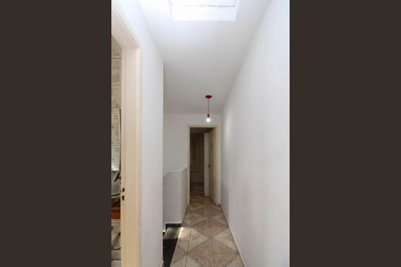 Casa à venda com 76m², 2 quartos e 2 vagas Casa à venda com 76m², 2 quartos e 2 vagasCorredor