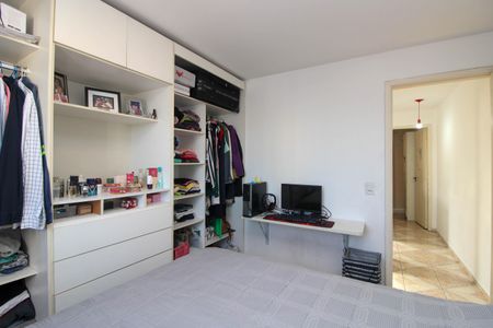 Quarto 1 de casa à venda com 2 quartos, 76m² em Jardim das Palmas, São Paulo