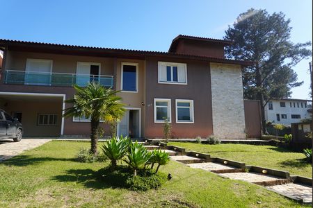 Casa de condomínio para alugar com 360m², 2 quartos e 3 vagasFachada