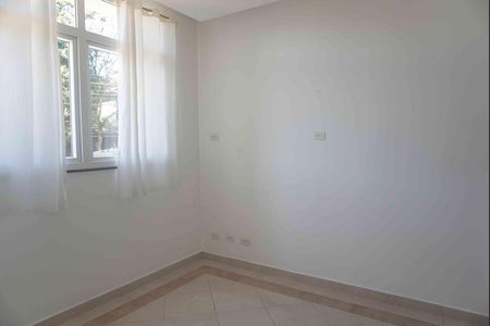 Casa de condomínio para alugar com 360m², 2 quartos e 3 vagasSala de TV