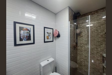 Banheiro de apartamento à venda com 3 quartos, 64m² em Cidade Ademar, São Paulo