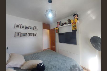 Apartamento à venda com 64m², 3 quartos e 1 vagaQuarto 2