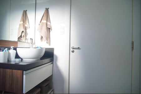 Casa à venda com 150m², 3 quartos e 1 vagaBanheiro