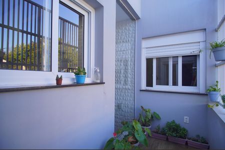 Casa à venda com 150m², 3 quartos e 1 vagaposso de luz