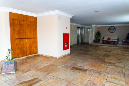 Apartamento para alugar com 73m², 2 quartos e 1 vaga Apartamento para alugar com 73m², 2 quartos e 1 vagaHall social
