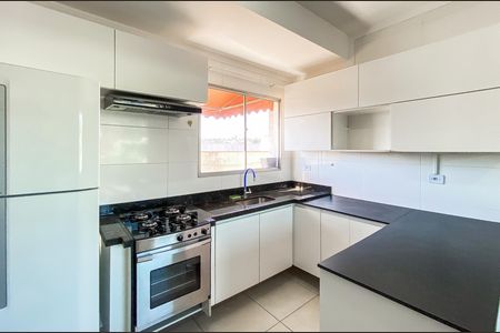 Cozinha  de apartamento para alugar com 1 quarto, 49m² em Burgo Paulista, São Paulo