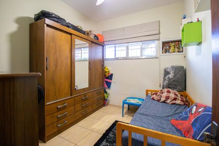 Quarto 2 de casa à venda com 3 quartos, 160m² em Irajá, Rio de Janeiro