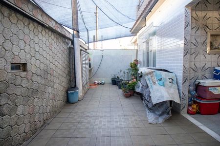 Garagem de casa à venda com 3 quartos, 160m² em Irajá, Rio de Janeiro