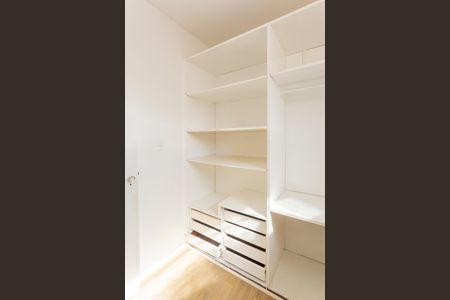 Casa para alugar com 270m², 4 quartos e 4 vagasCloset da suíte