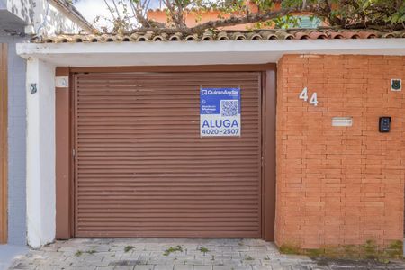 Casa para alugar com 270m², 4 quartos e 4 vagasPlaca QuintoAndar