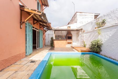 Casa para alugar com 270m², 4 quartos e 4 vagasPiscina