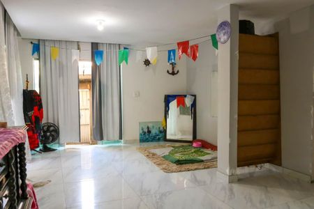 Casa à venda com 2 quartos, 182m² em Pilares, Rio de Janeiro
