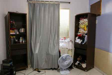 Casa à venda com 182m², 2 quartos e 2 vagas Casa à venda com 182m², 2 quartos e 2 vagasQuarto 1
